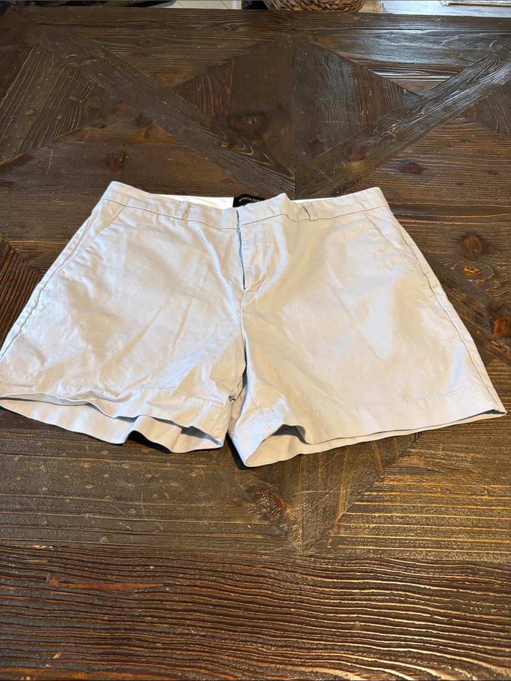 Banana Republic Light Beige Women's Chino Shorts